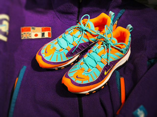 AIR MAX 98 QS “1990 TRANS ANTARCTICA MOUNTAIN JACKET” - 01