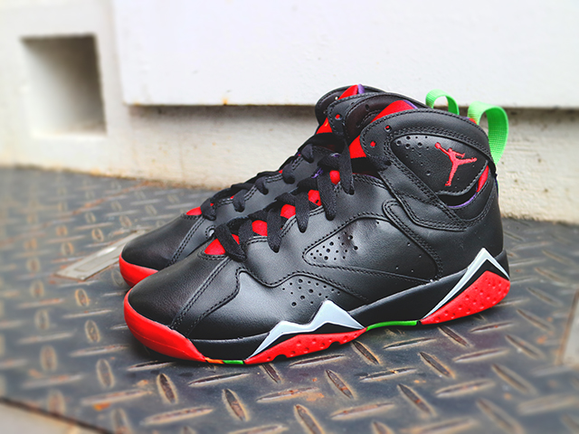 AIR JORDAN 7 RETRO BG “MARVIN THE MARTIAN” - 01