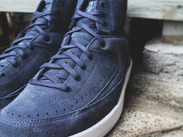 AIR JORDAN 2 RETRO DECON “NAVY SUEDE” - 03