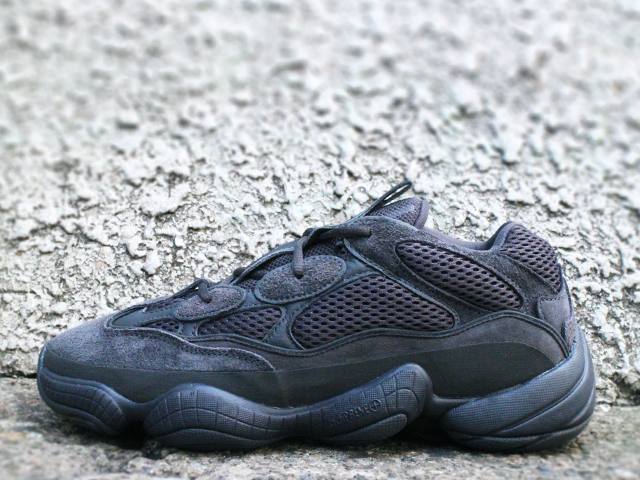 ADIDAS YEEZY 500 “UTILITY BLACK” - 02