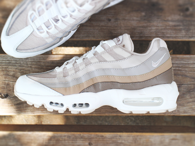 WMNS AIR MAX 95 “DESERT SAND” - 02