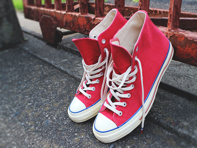 CHUCK TAYLOR ALL STAR 70 HI “VINTAGE” RED/BLUE-EGRET - 01