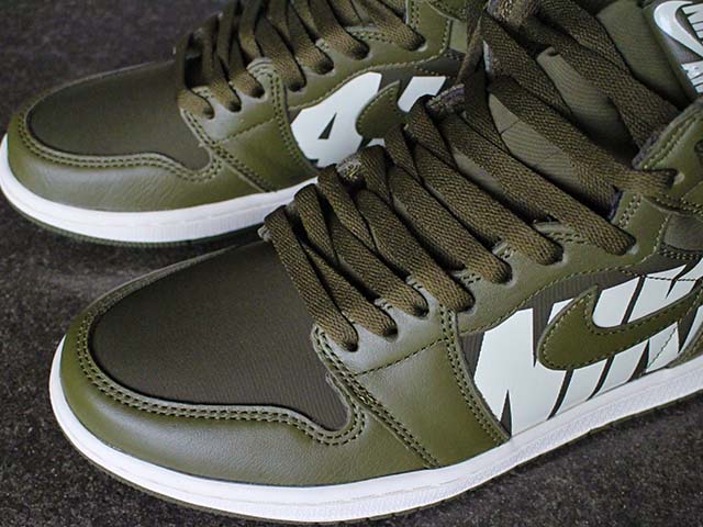 AIR JORDAN 1 RETRO HIGH OG “NIKE AIR LOGO” OLIVE CANVAS - 04