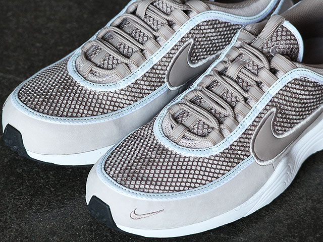 AIR ZOOM SPIRIDON 16 SE “MOON PARTICLE” - 03