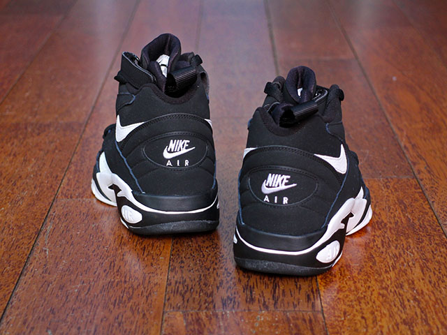 AIR MAESTRO 2 LTD “BLACK/WHITE” - 05