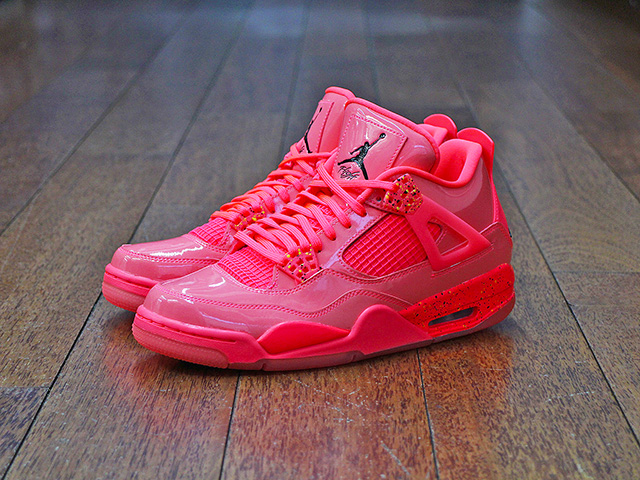 WMNS AIR JORDAN 4 RETRO NRG “HOT PUNCH” - 02