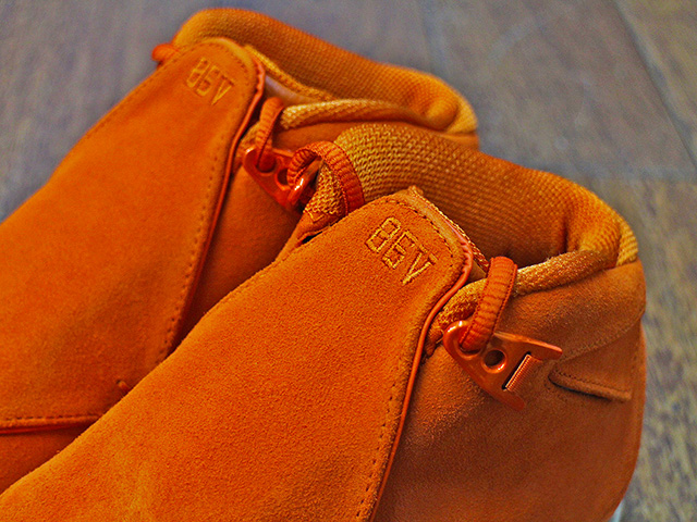 AIR JORDAN 18 RETRO “CAMPFIRE ORANGE” - 04