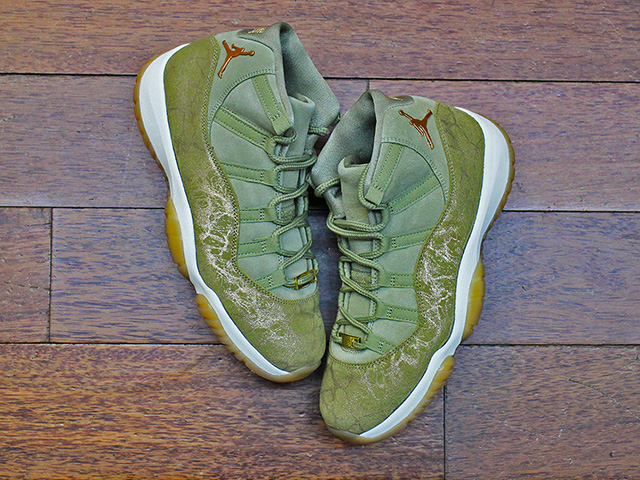 WMNS AIR JORDAN 11 RETRO “OLIVE LUX” - 01