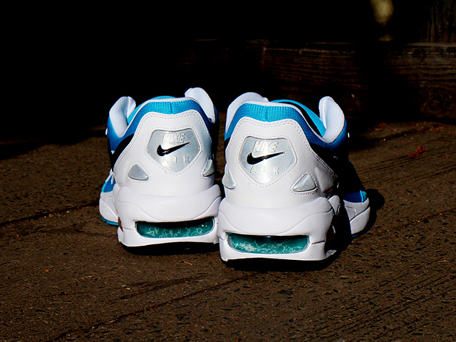 AIR MAX 2 LIGHT “BLUE LAGOON” - 05