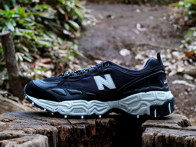 ML801 SA “BLACK” - 01