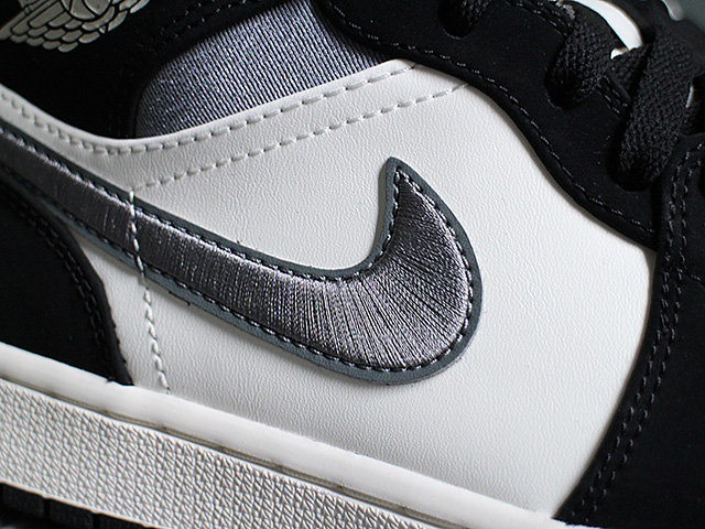 AIR JORDAN 1 MID SPECIAL EDITION “BLACK SATIN” - 03