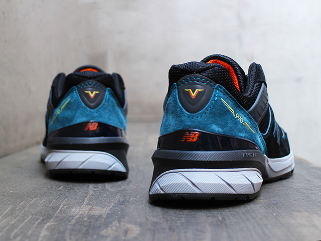 M990 DR5 “BLACK/BLUE” - 05