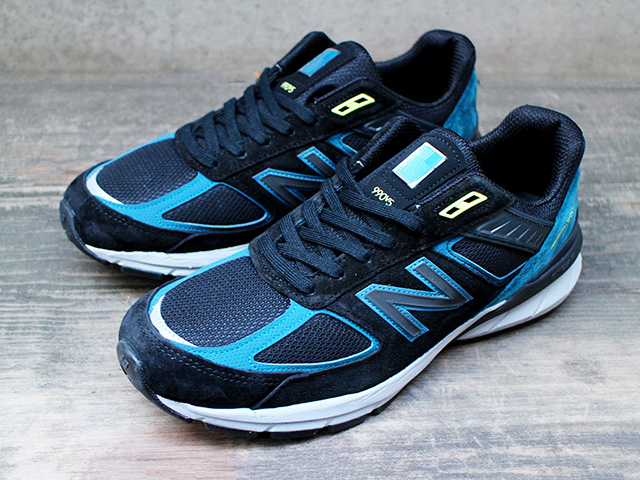 M990 DR5 “BLACK/BLUE” - 02