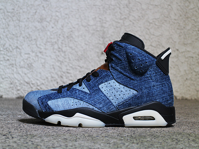 AIR JORDAN 6 RETRO “WASHED DENIM” - 01