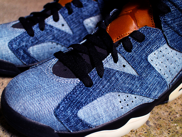 AIR JORDAN 6 RETRO “WASHED DENIM” - 04