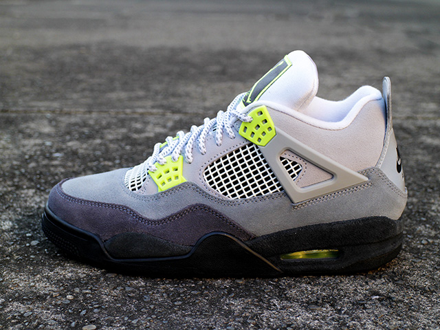 AIR JORDAN 4 RETRO SE “AIR MAX 95 NEON” - 01