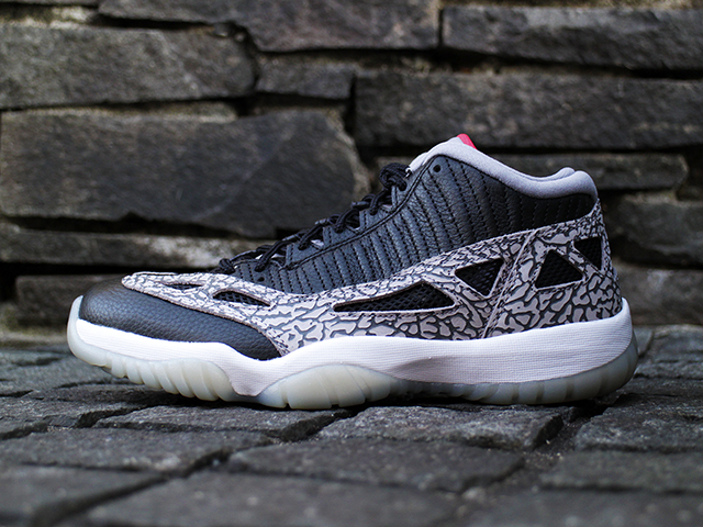 AIR JORDAN 11 RETRO LOW IE “BLACK/CEMENT GREY” - 01