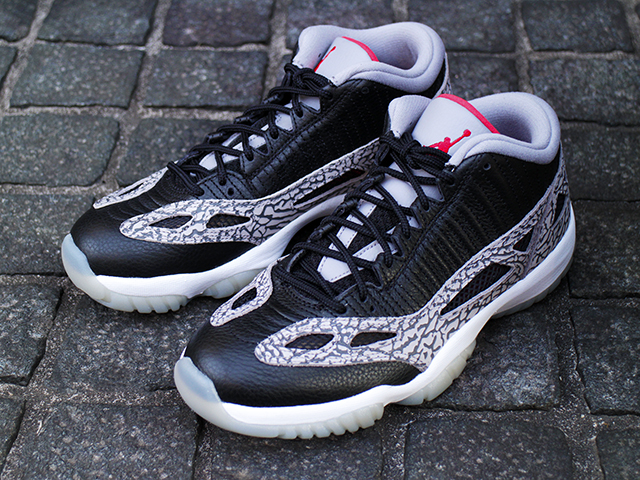 AIR JORDAN 11 RETRO LOW IE “BLACK/CEMENT GREY” - 02