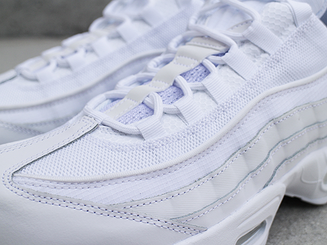 AIR MAX 95 ESSENTIAL “WHITE/GREY FOG” - 04