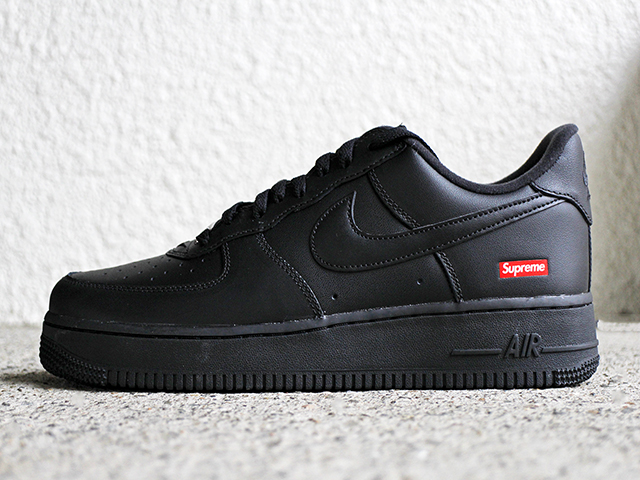 AIR FORCE 1 LOW/SUPREME “BLACK” - 01