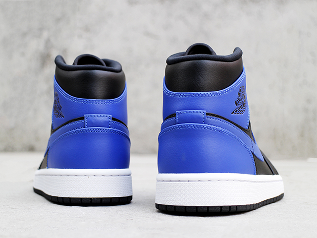 AIR JORDAN 1 MID “BLACK/HYPER ROYAL” - 04