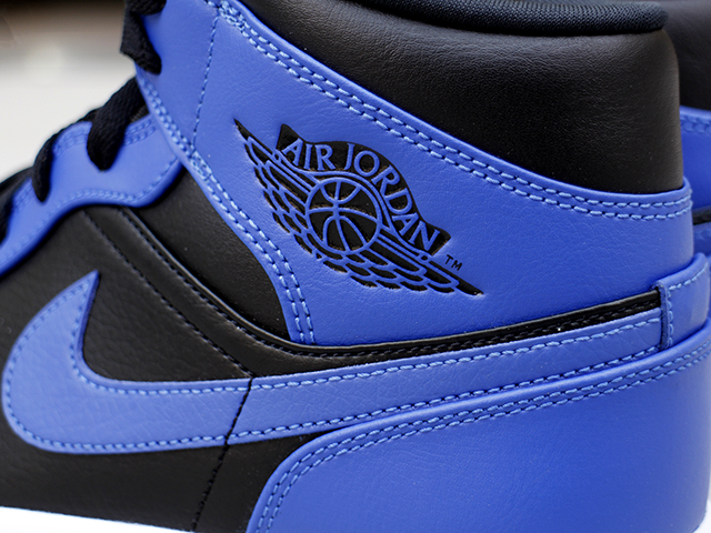 AIR JORDAN 1 MID “BLACK/HYPER ROYAL” - 03