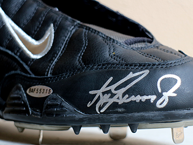 AIR GRIFFEY METAL “AUTOGRAPHED” - 01