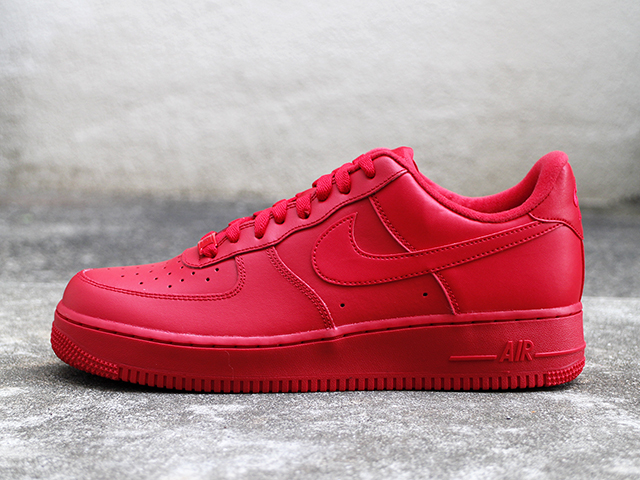 AIR FORCE 1 07 LV8 “TRIPLE RED” - 01