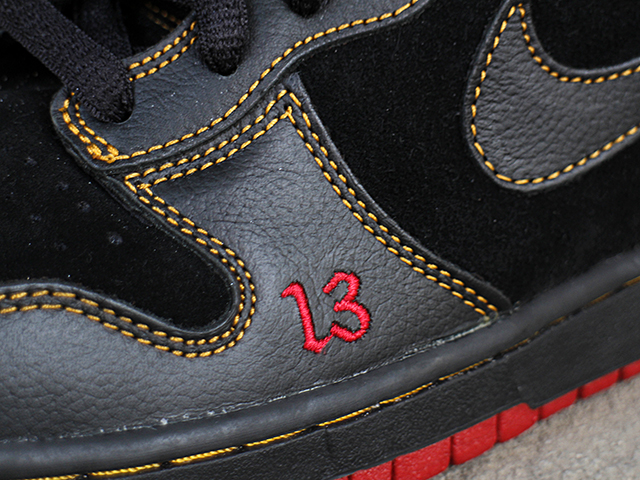 DUNK HIGH PRO SB “UNLUCKY 13” - 02