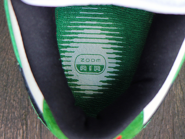 DUNK LOW PRO SB “HEINEKEN” - 05