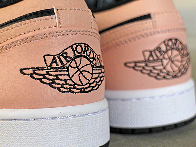 AIR JORDAN 1 LOW “BLACK/ARCTIC ORANGE” - 04