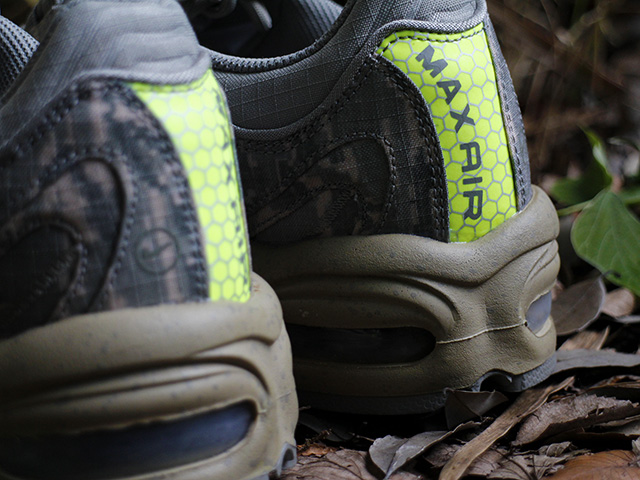 AIR MAX TAILWIND 4 SP “DIGI CAMO” - 04