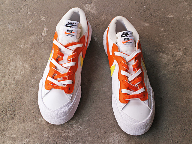 BLAZER LOW “SACAI” WHITE/MAGMAORANGE - 02