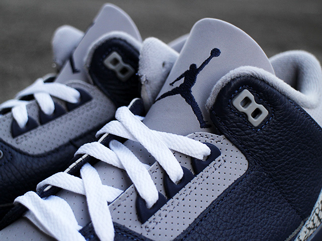 AIR JORDAN 3 RETRO “HOYAS” - 02