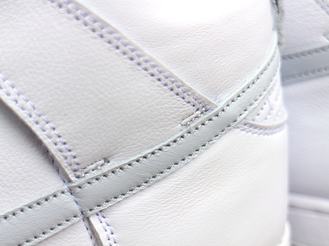 DUNK HI SP “WHITE/PURE PLATINUM” - 05