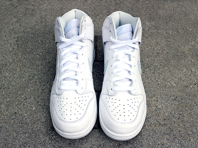 DUNK HI SP “WHITE/PURE PLATINUM” - 02