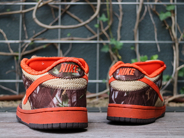 DUNK LOW PRO SB “REESE・FORBES/HUNTER” 2004 - 05