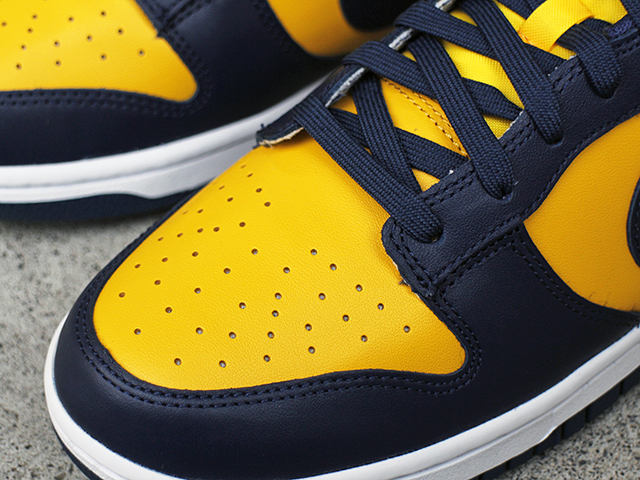 DUNK LOW RETRO “MICHIGAN 2021” - 03