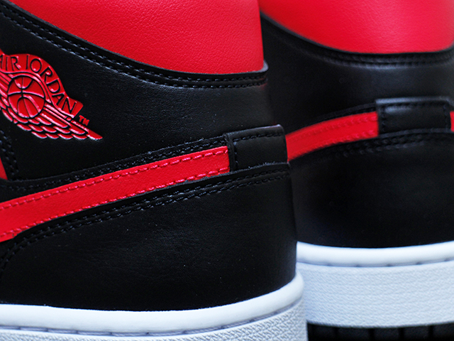 WMNS AIR JORDAN 1 MID “BLACK/SIREN RED” - 04