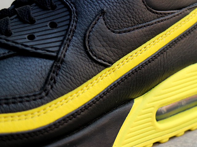 AIR MAX 90 “UNDFTD” YELLOW - 02