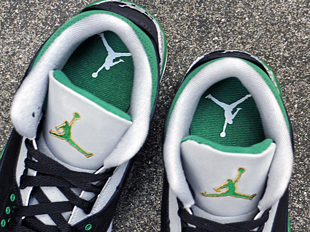 AIR JORDAN 3 RETRO “PINE GREEN” - 05