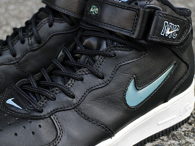 AIR FORCE 1 MID SC “NYC” BLACK/UNIVERSITY BLUE - 02