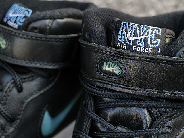 AIR FORCE 1 MID SC “NYC” BLACK/UNIVERSITY BLUE - 03