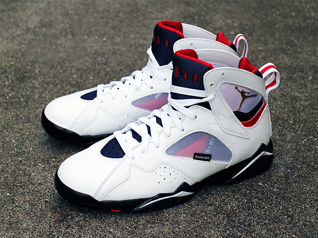 AIR JORDAN 7 RETRO “PARIS SAINT-GERMAIN FC” - 01