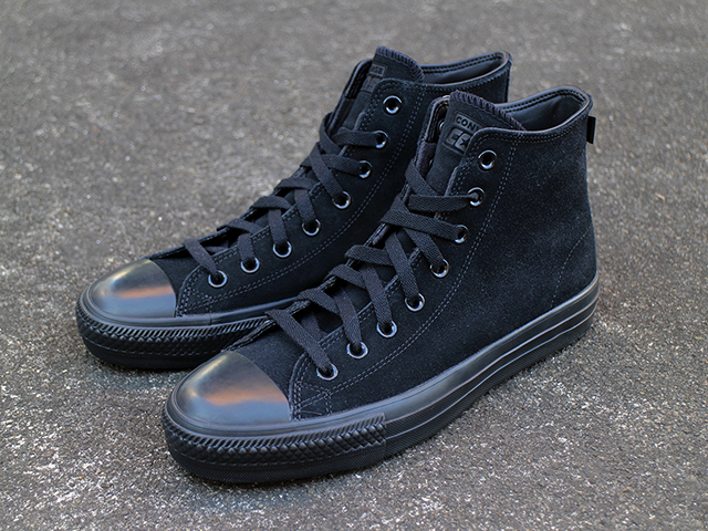 CONS CHUCK TAYLOR ALLSTAR PRO HI “TRIPLE BLACK” - 01