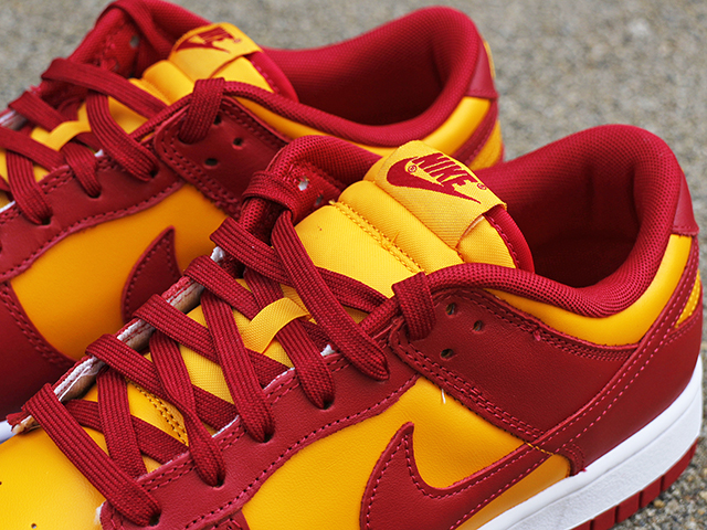 DUNK LOW RETRO MIDAS GOLD/TOUGH RED - 02