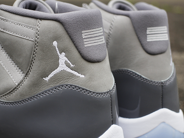 AIR JORDAN 11 RETRO “MEDIUM GREY 2021” - 04