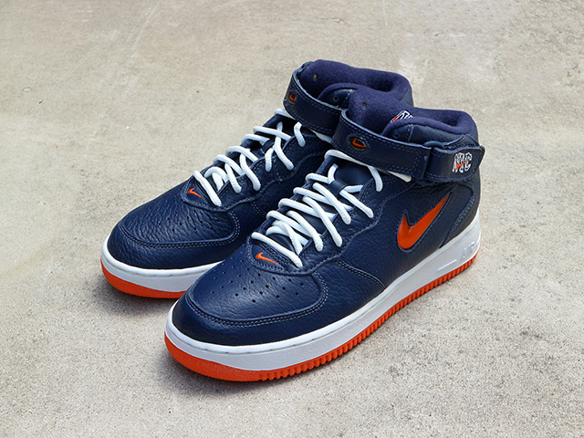 AIR FORCE 1 MID SC “NYC” MIDNIGHT NAVY/SAFETY ORANGE - 01