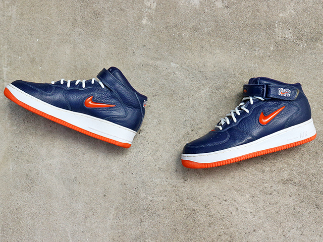 AIR FORCE 1 MID SC “NYC” MIDNIGHT NAVY/SAFETY ORANGE - 05