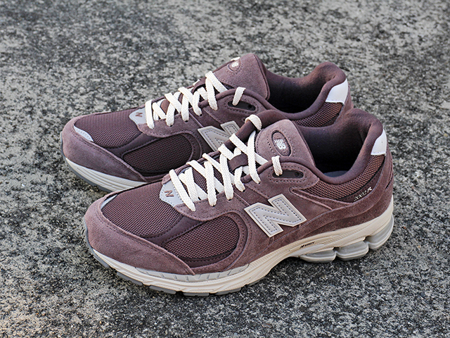 NEW BALANCE M2002 RHD BLACK FIG - 01